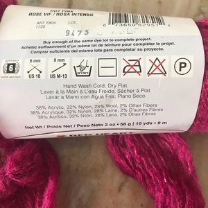 Maroon color yarn